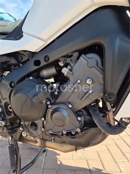 Yamaha Tracer 9 - Vista 10