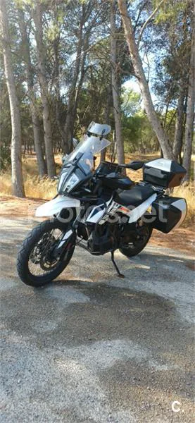 KTM 1090 Adventure - Vista 5
