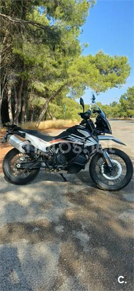 KTM 1090 Adventure - Vista 6
