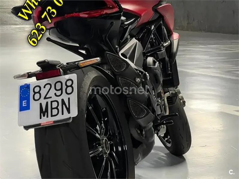MV Agusta Dragster - Vista 3