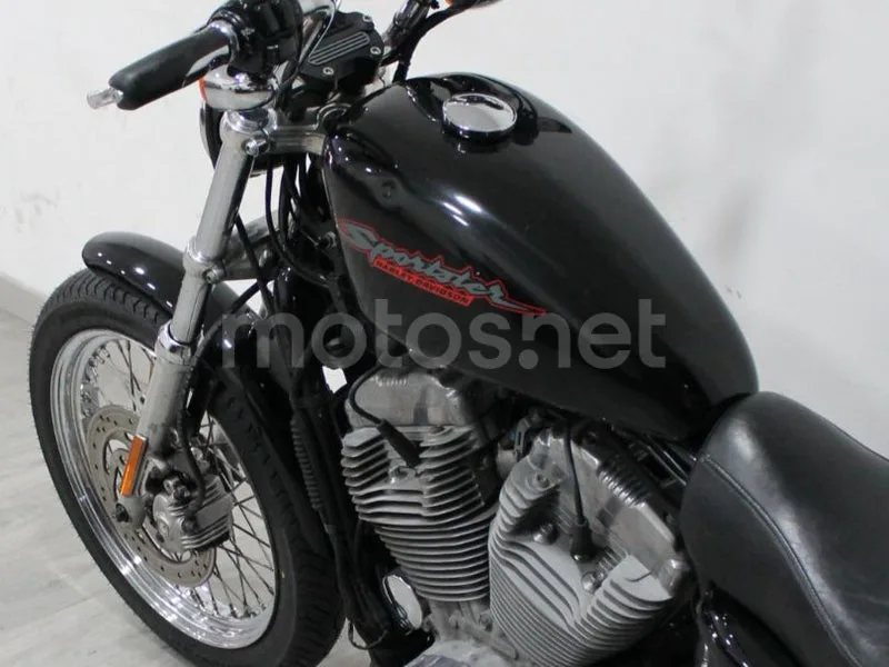 Harley-Davidson Sportster 883 - Vista 6