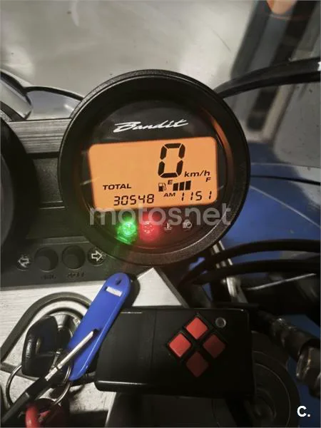 Suzuki Bandit 650 - Vista 3