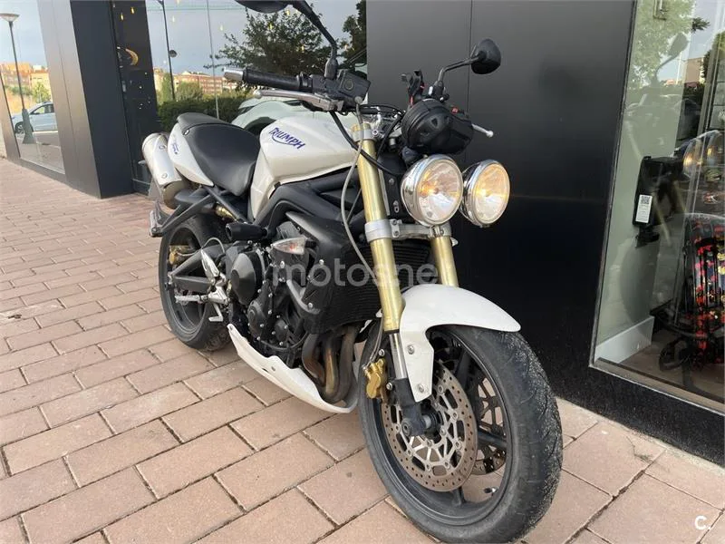 Triumph Street Triple - Vista 14