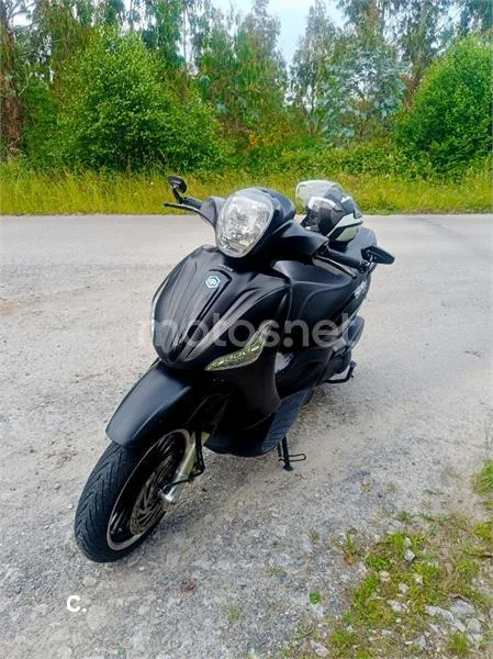 Piaggio Beverly 300 3000 € 2018 Lugo - 1