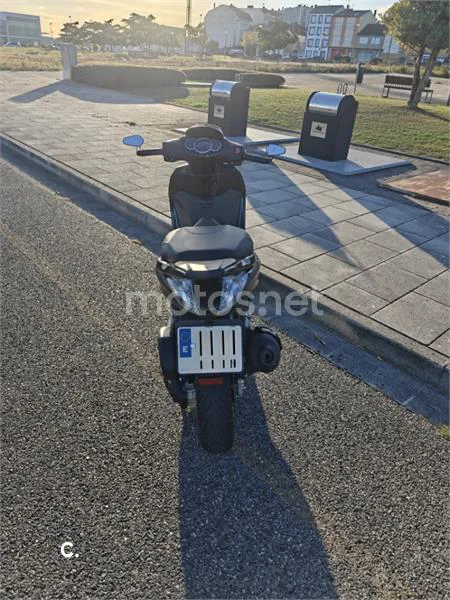 Piaggio Beverly 300 - Vista 4