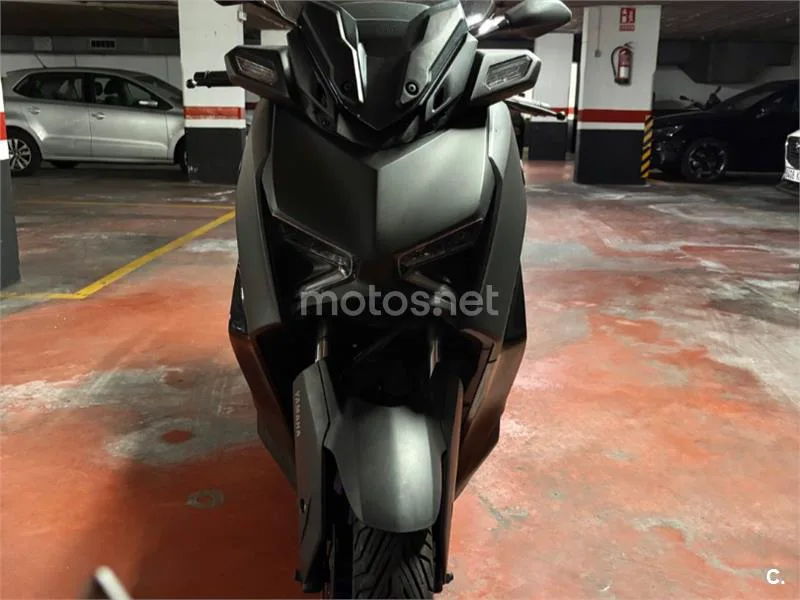 Yamaha XMAX 300 5600 € 2024 Barcelona - 1