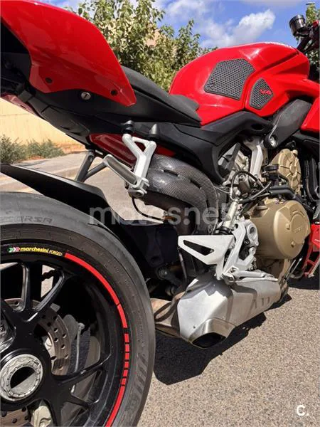 Ducati Streetfighter V4 - Vista 5