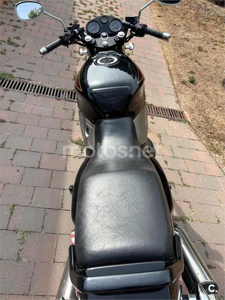 Triumph Trident 900 - Vista 5