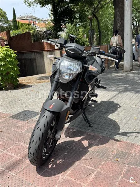 Aprilia Shiver 900 - Vista 3
