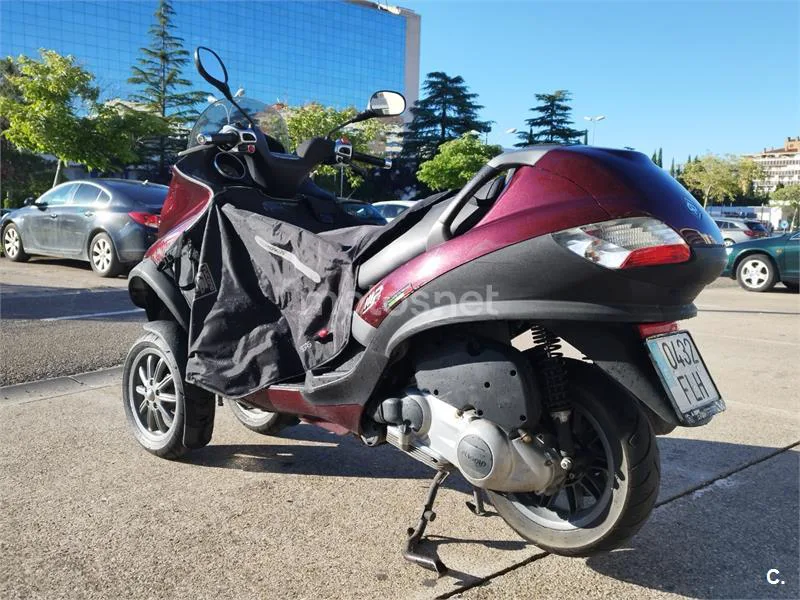 Piaggio MP3 250 - Vista 5