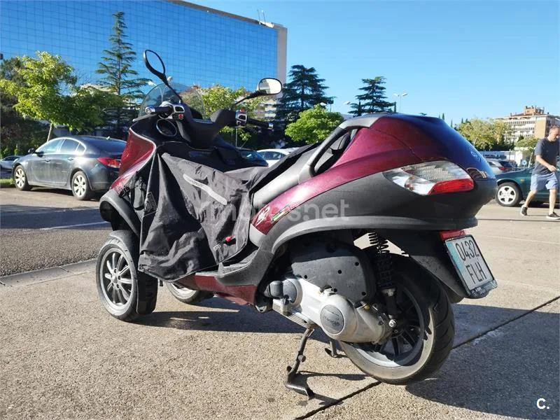 Piaggio MP3 250 - Vista 6