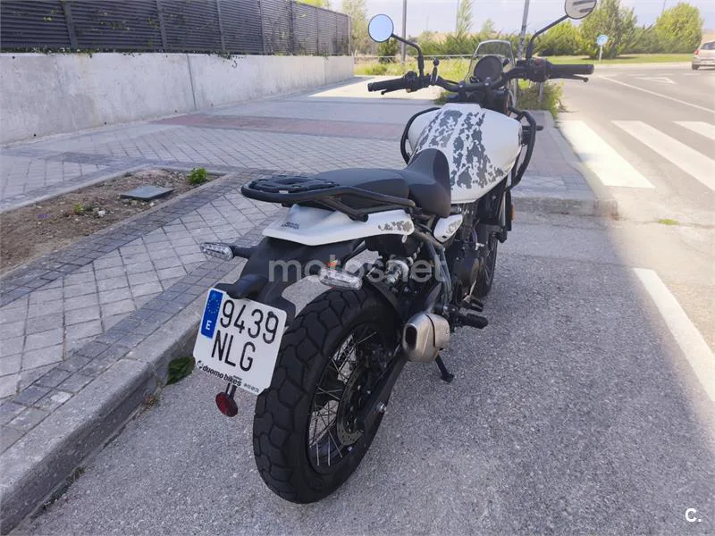 Royal Enfield Himalayan 450 - Vista 4