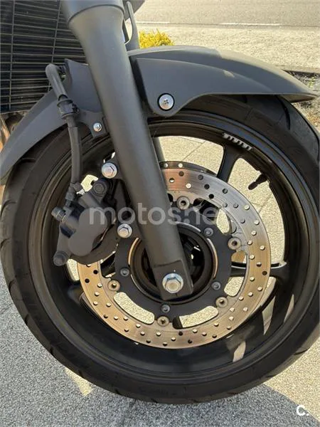 Yamaha XJ6 Diversion N - Vista 5