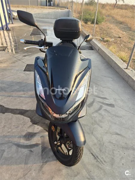 Honda PCX125 2700 € 2024 Sevilla - 1