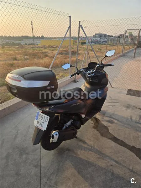 Honda PCX125 - Vista 4