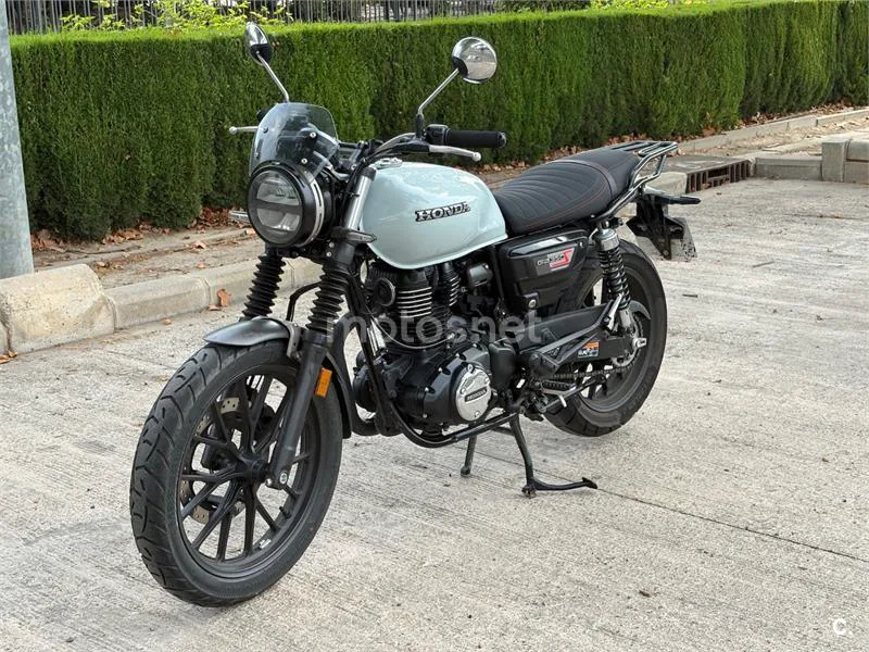 Honda GB350S - Vista 4