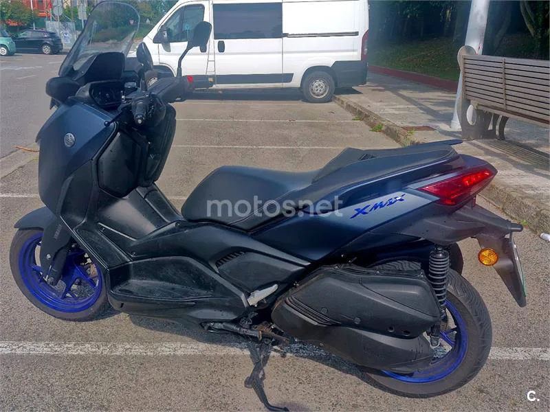 Yamaha XMAX 300 - Vista 6