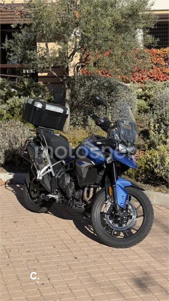 Triumph Tiger 900 - Vista 11