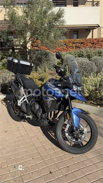 Triumph Tiger 900 - Vista 9