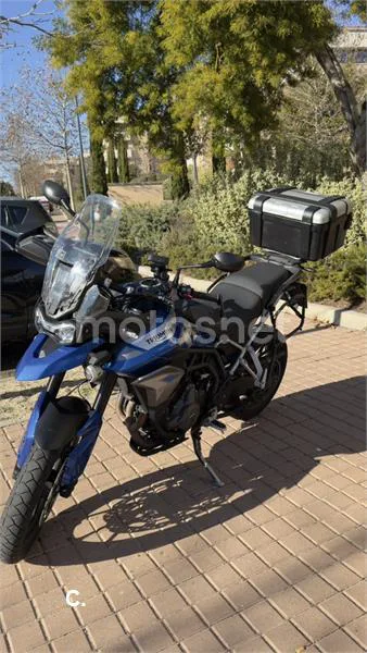 Triumph Tiger 900 - Vista 10