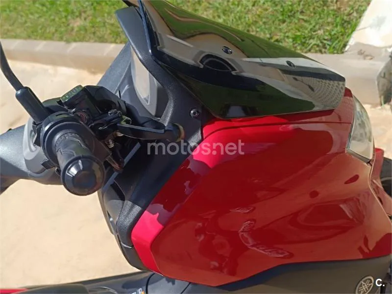 Yamaha NMAX - Vista 4