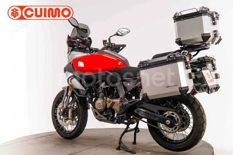 QJ Motor SRT 600 SX - Vista 6