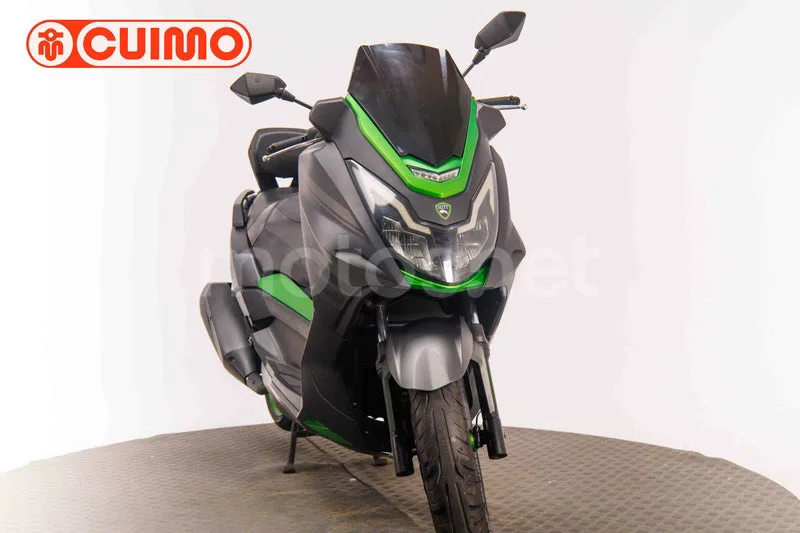 MITT GTS 125 - Vista 10