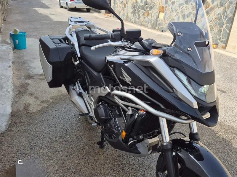 Honda NC750X - Vista 5