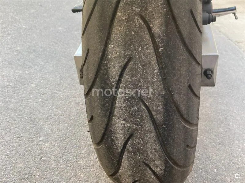 Yamaha FZ6 Fazer - Vista 5