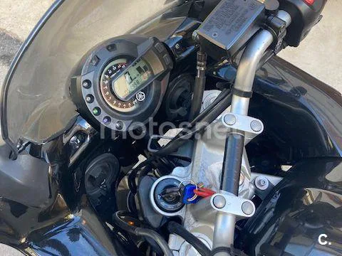Yamaha FZ6 Fazer - Vista 10
