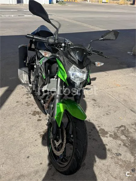 Kawasaki Z125 - Vista 3