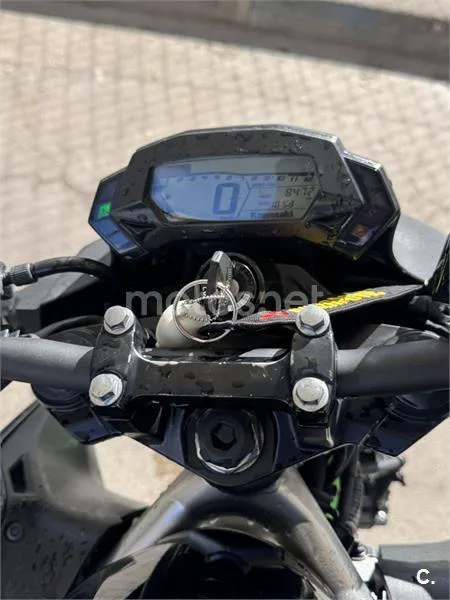 Kawasaki Z125 - Vista 6