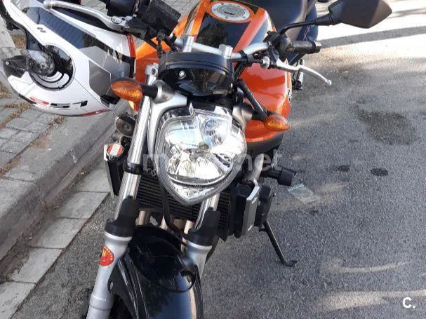 Yamaha FZ6 - Vista 3
