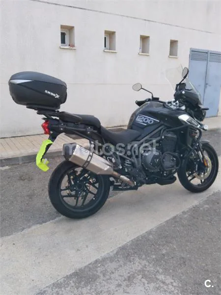 Triumph Tiger 1200 - Vista 7