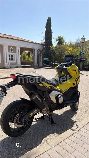 Honda X-ADV - Vista 3