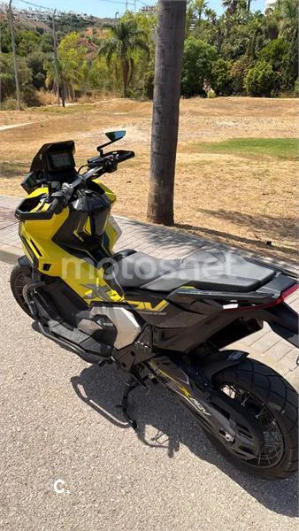 Honda X-ADV - Vista 7