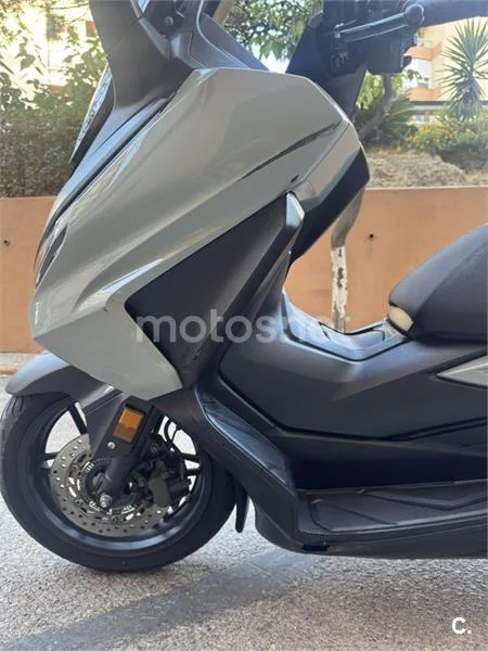 Honda Forza 125 - Vista 5