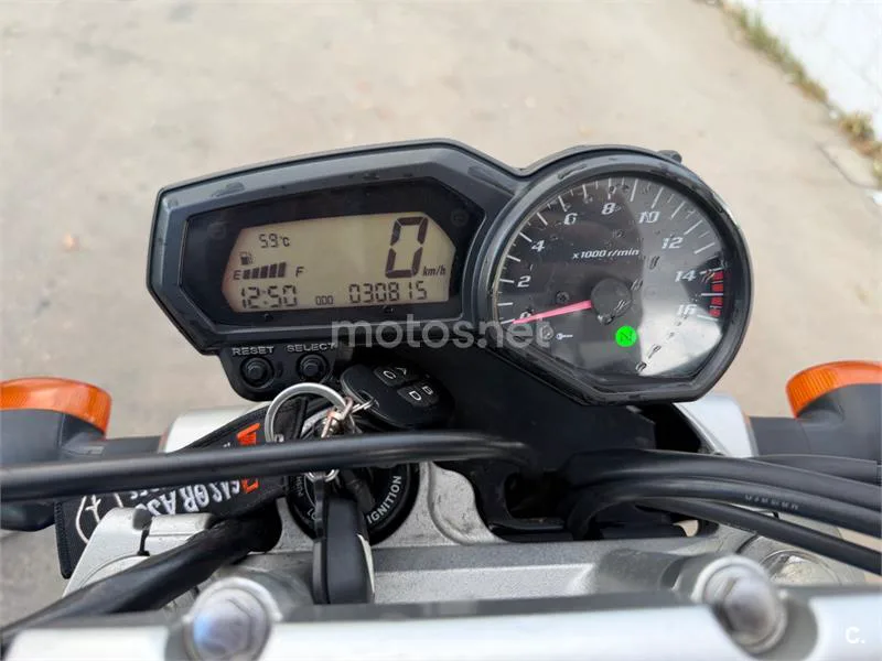 Yamaha FZ6 S2 - Vista 4