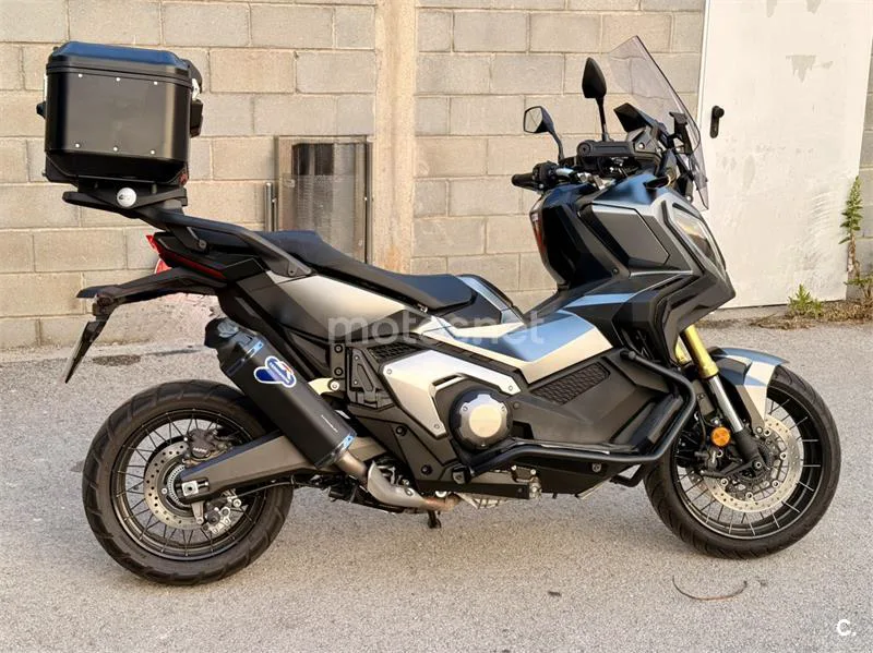 Honda X-ADV - Vista 4
