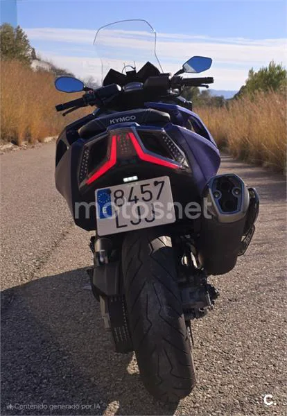 Kymco AK 550 - Vista 16