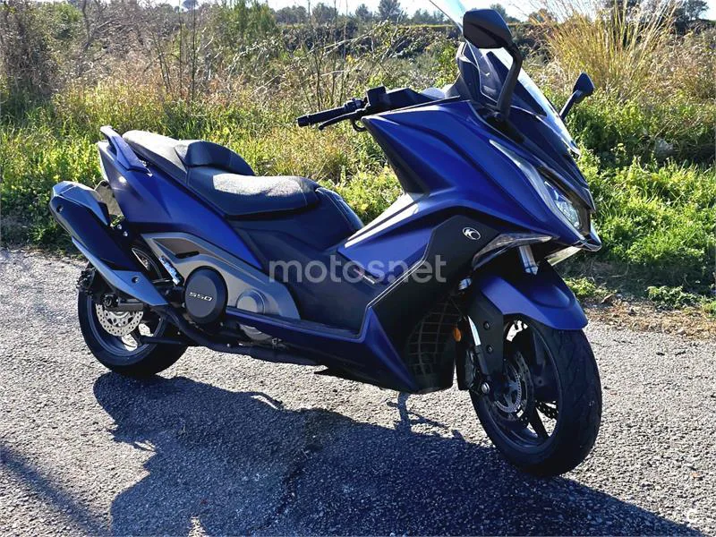 Kymco AK 550 - Vista 17
