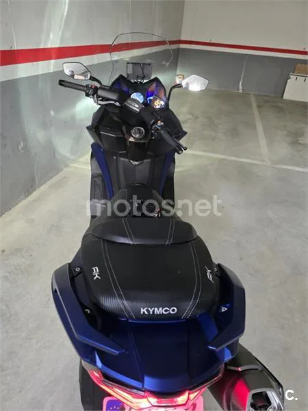 Kymco AK 550 - Vista 7