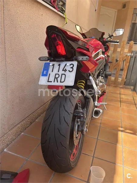 Honda CBR650R - Vista 3