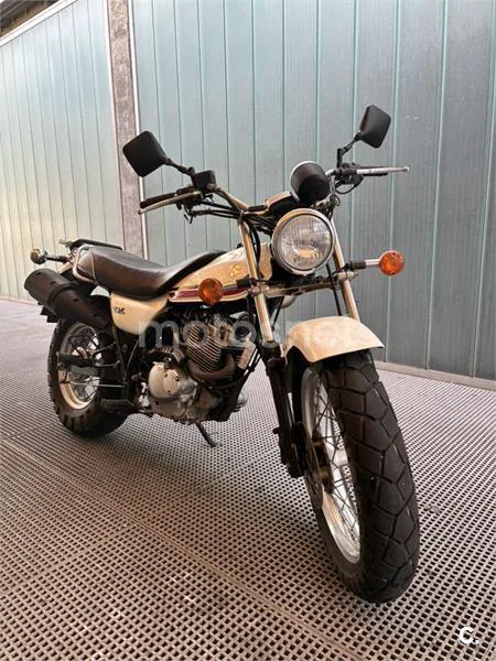 Suzuki VanVan 125 - Vista 4
