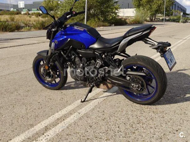 Yamaha MT-07 - Vista 3