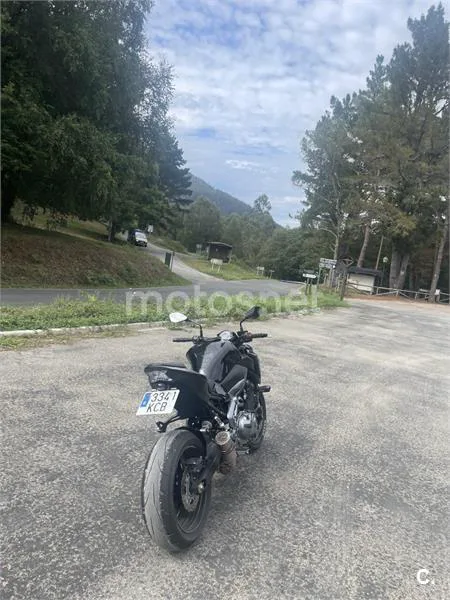 Kawasaki Z900 - Vista 4