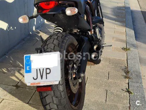 Ducati Scrambler - Vista 7