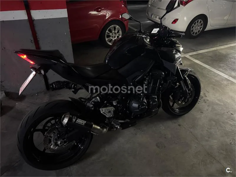 Kawasaki Z900 - Vista 7