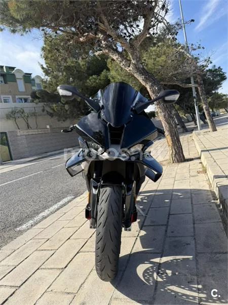 BMW S 1000 RR - Vista 7