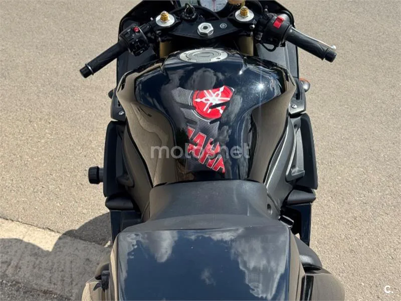 Yamaha YZF-R6 - Vista 8